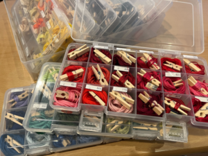 趣味のアイテム収納に便利！100円ショップの収納ケース【収納アイテム紹介】