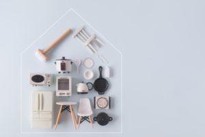 引っ越しの際に整理収納アドバイザーに依頼するメリットや料金相場などを解説